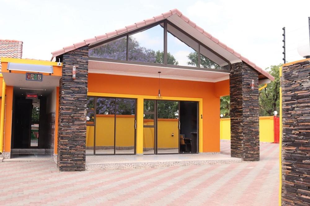 Princess Lodge Rustenburg Extérieur photo
