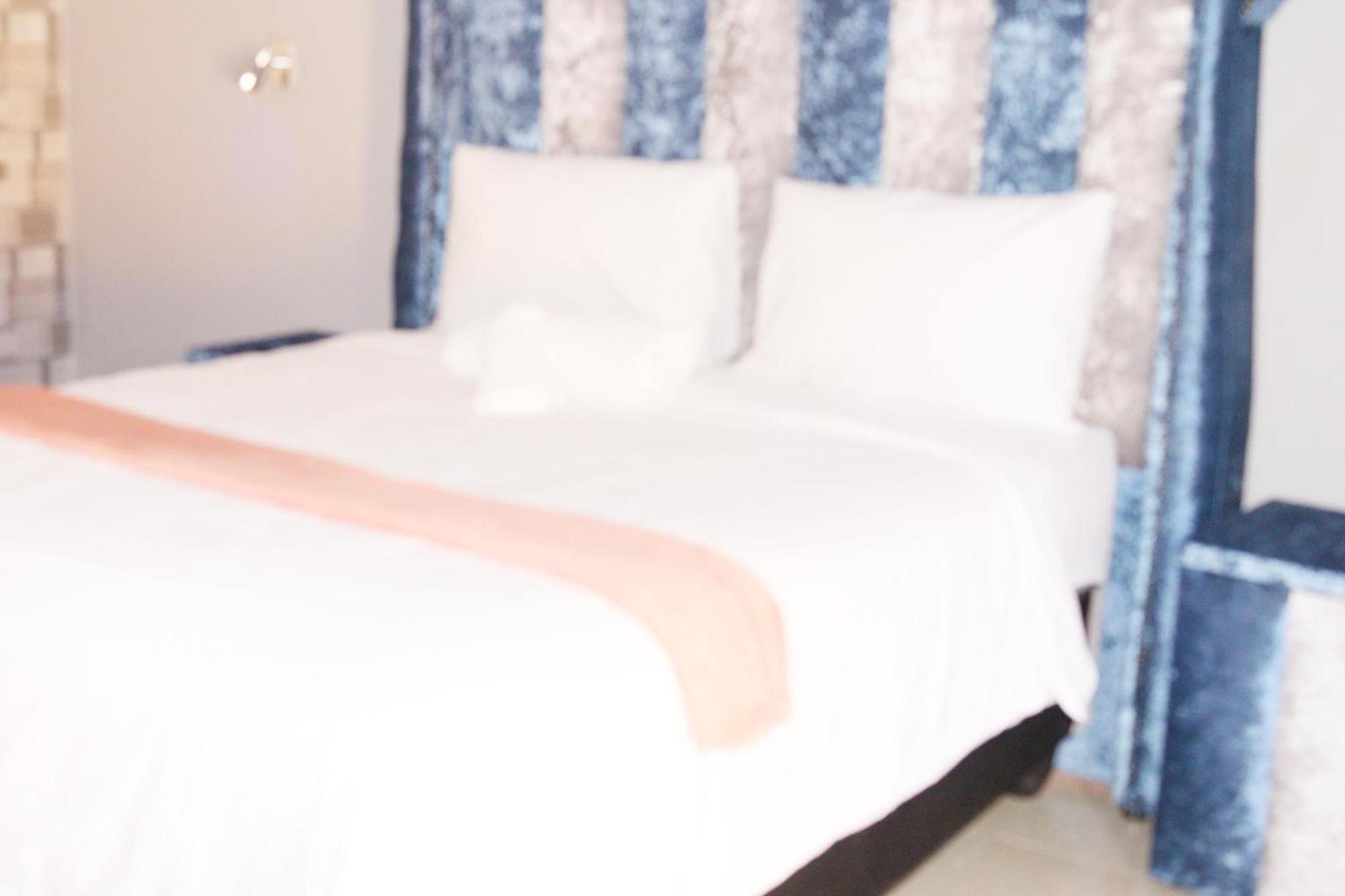 Princess Lodge Rustenburg Extérieur photo